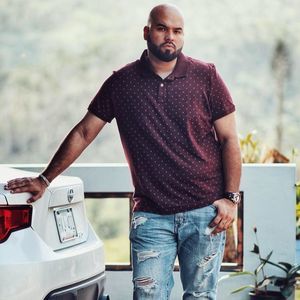 Meet your Posher, Emmanuel